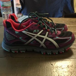 Brand new asics T6K7Q gel-scram 3